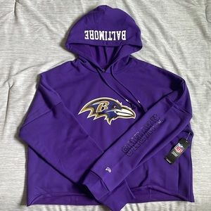 NFL Team Apparel Women’s cropped Baltimore Ravens hooded sweatshirt (xxl)